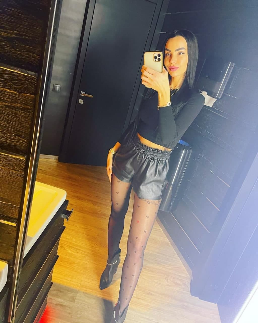 Belek Escort Kondomsuz Görüşme Yapıyor